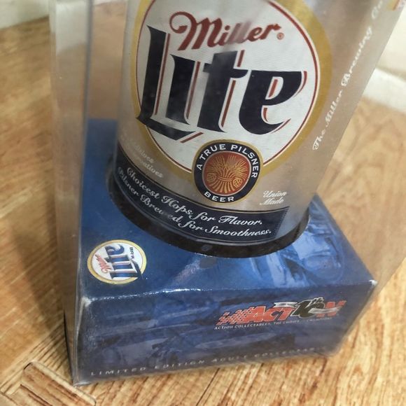 Miller Lite Limited edition rusty Wallace NASCAR car and bottle decor - Picture 4 of 7
